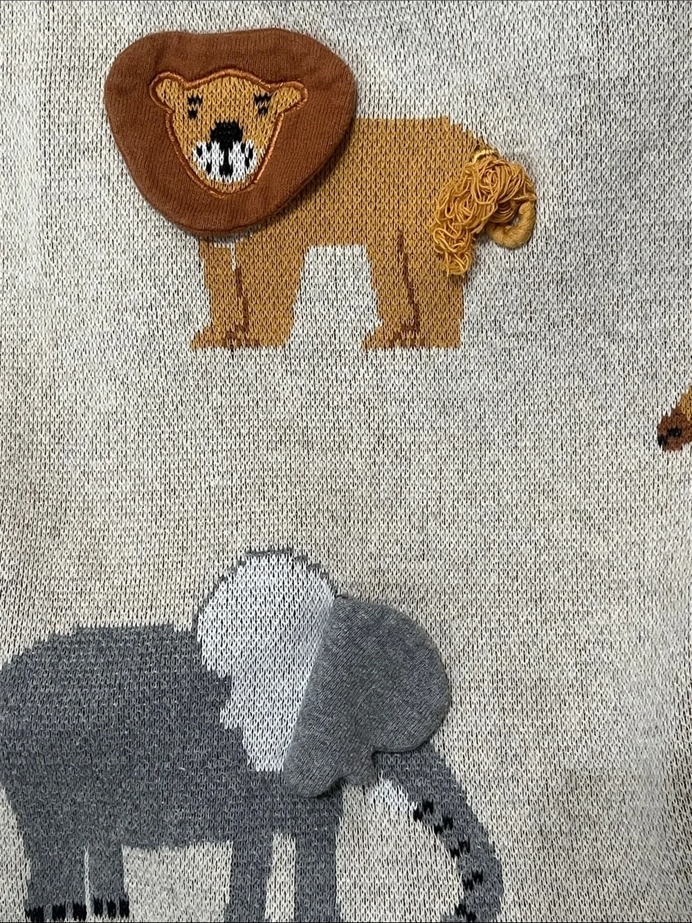 BABY ORGANIC SAFARI JACQUARD Knit 3D BLANKET SIZE 32”X 42”